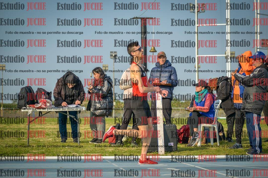 Fotos de los 3000 m llanos de varones