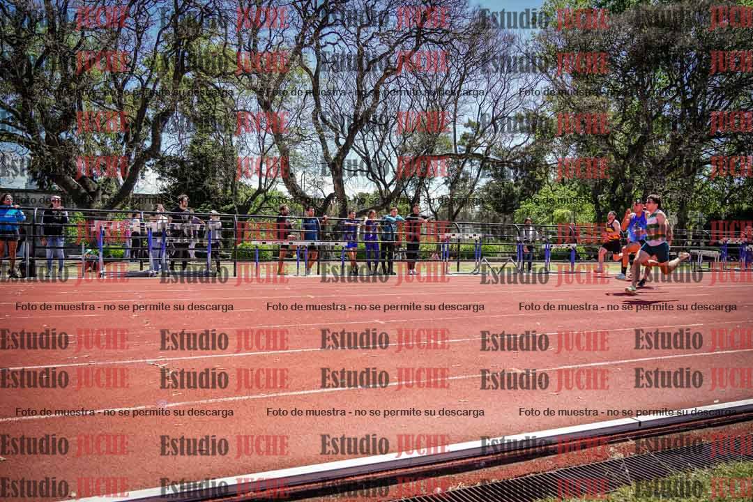 Fotos de los 100 m llanos de varones