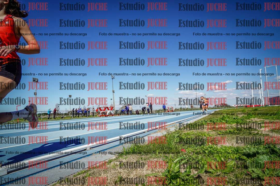 Fotos de los 5000 m llanos de mujeres y varones