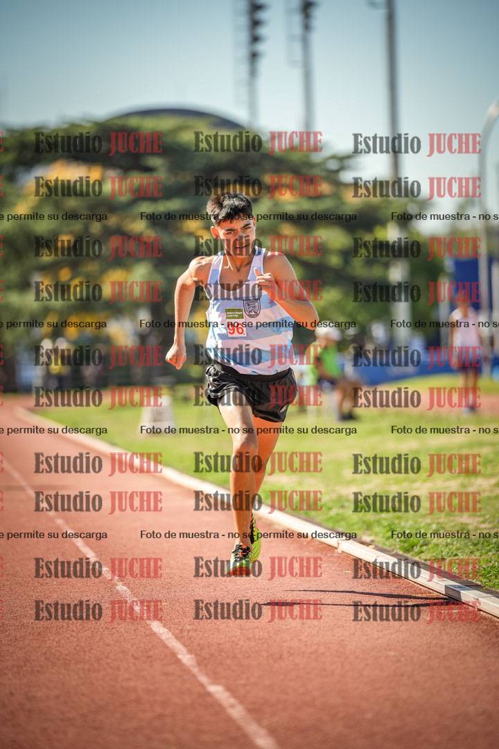 Fotos de los 600 m llanos de varones