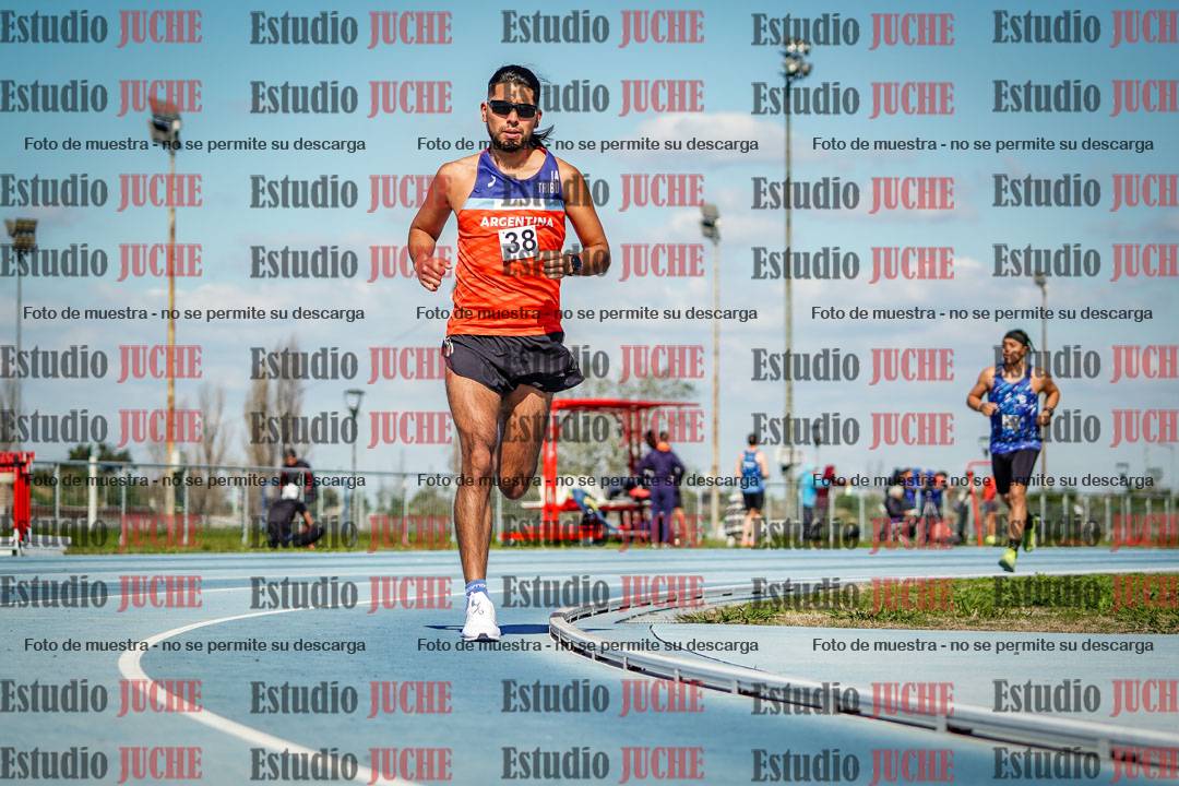 Fotos de los 5000 m llanos de mujeres y varones