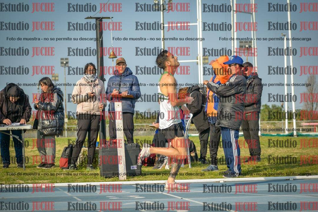 Fotos de los 3000 m llanos de varones