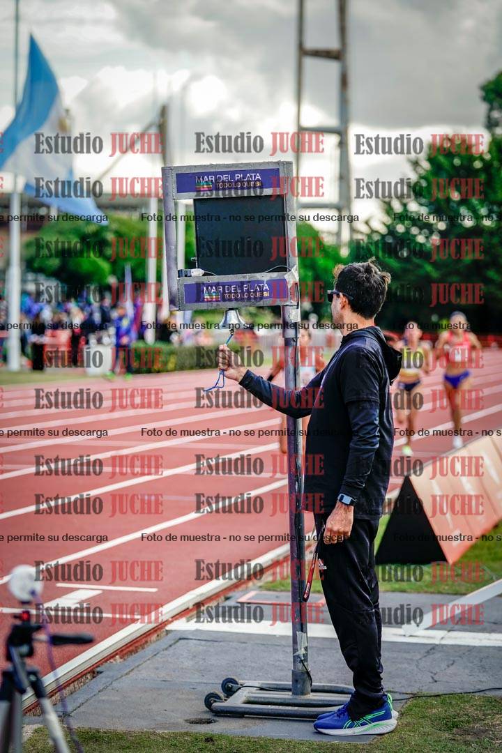 Fotos de algunos extras y podios del día 3