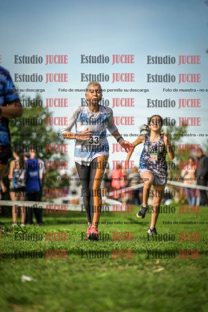 Fotos de la llegada del cross de 1500 m