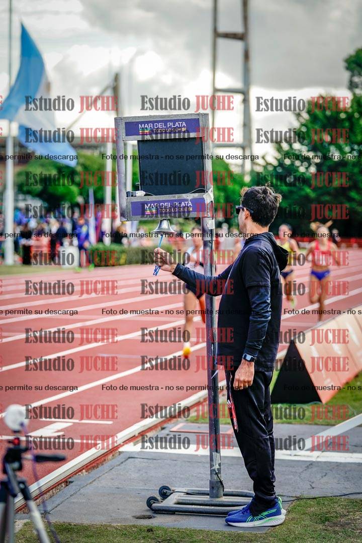 Fotos de algunos extras y podios del día 3