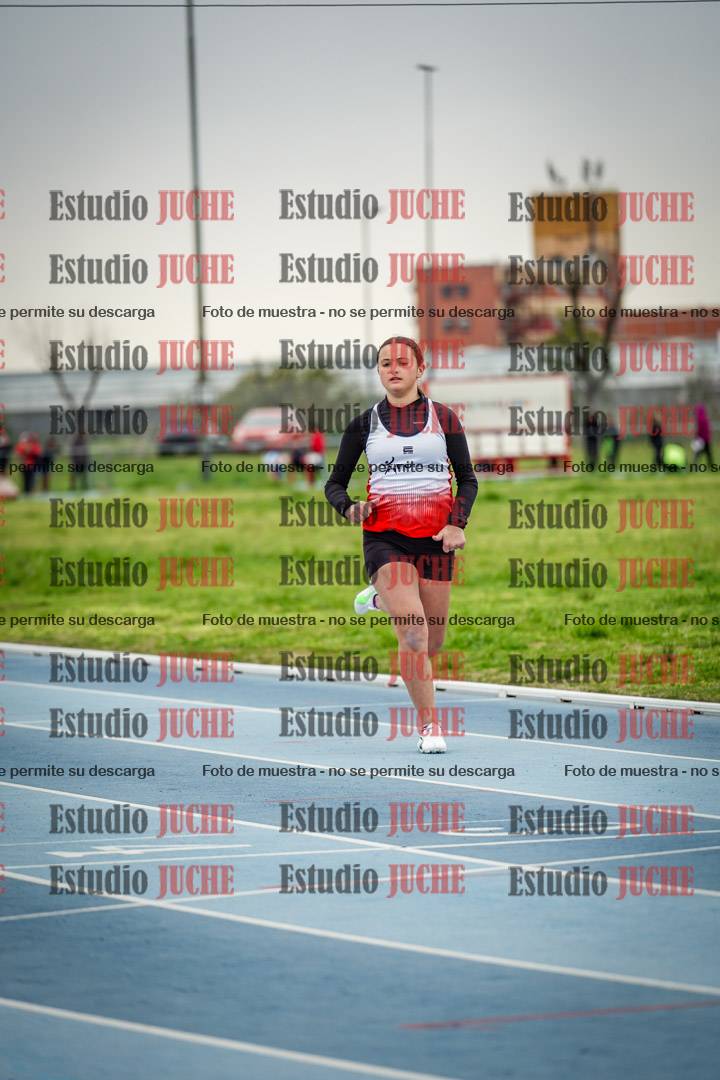 Fotos de los 150 m llanos de mujeres - U14