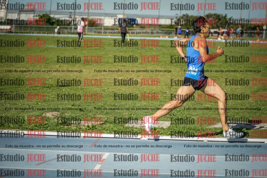 Fotos de los 1500 m llanos de varones