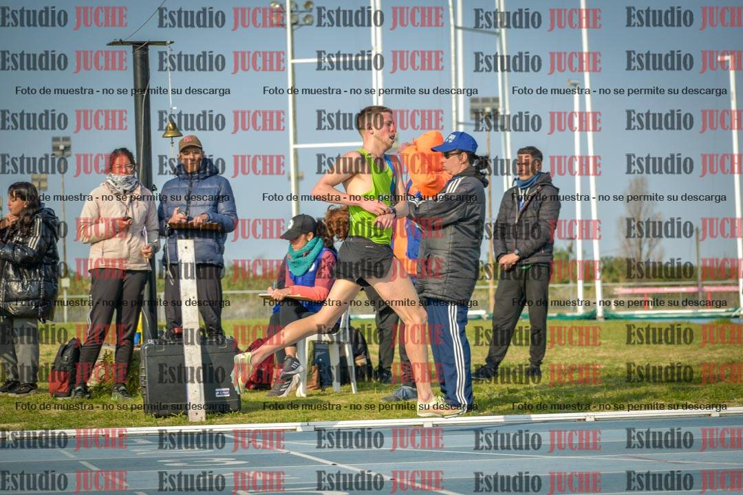 Fotos de los 3000 m llanos de varones