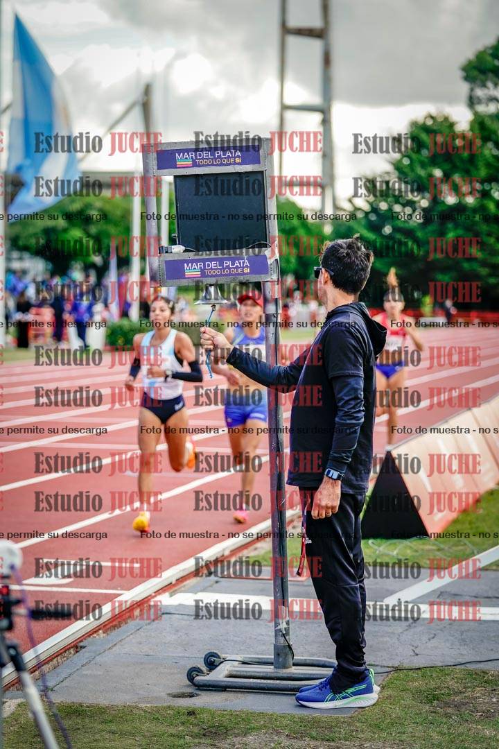Fotos de algunos extras y podios del día 3