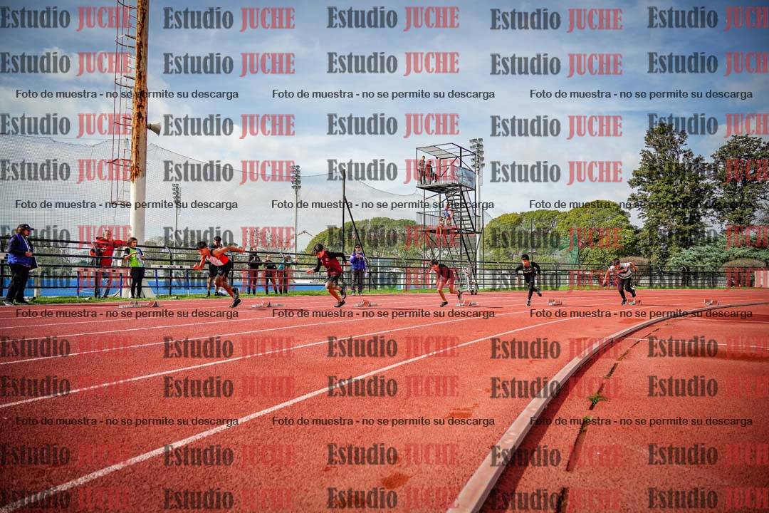 Fotos de los 150 m llanos de varones