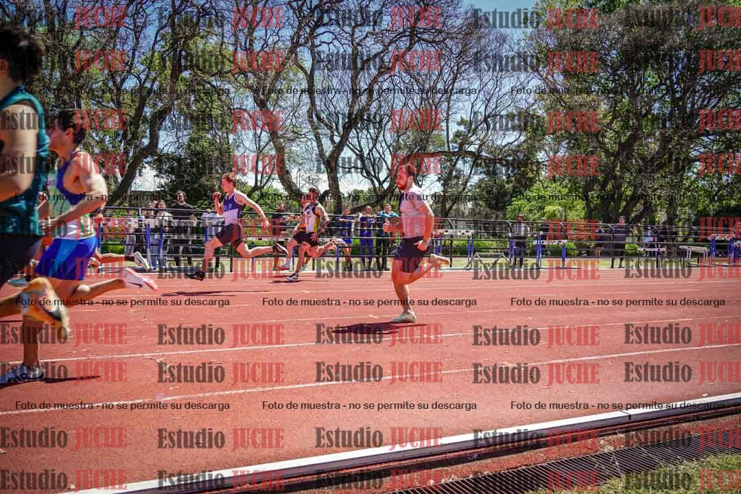 Fotos de los 100 m llanos de varones