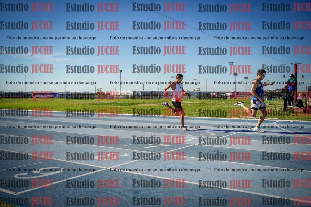 Fotos de los 400 m llanos de varones
