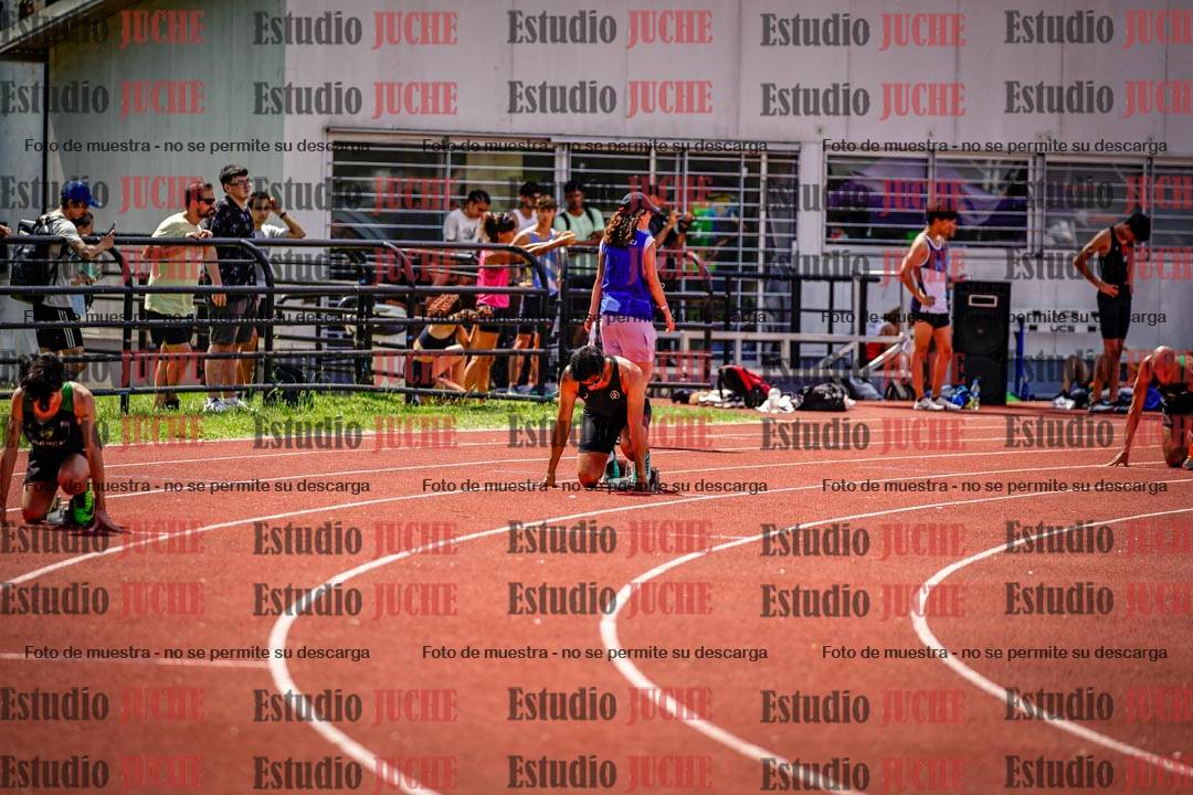 Fotos de los 400 m llanos de varones