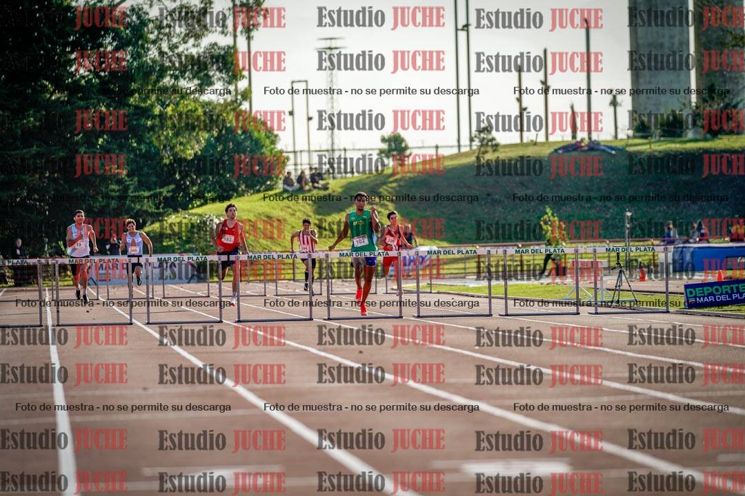 Fotos de los 400 m con vallas de varones