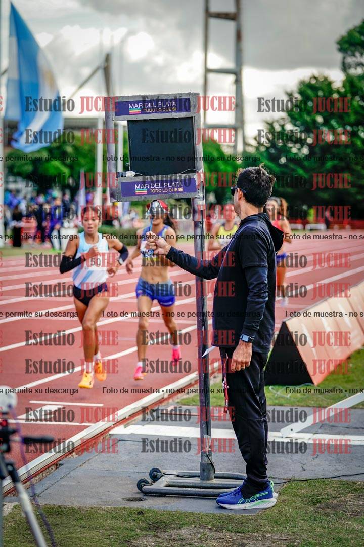 Fotos de algunos extras y podios del día 3