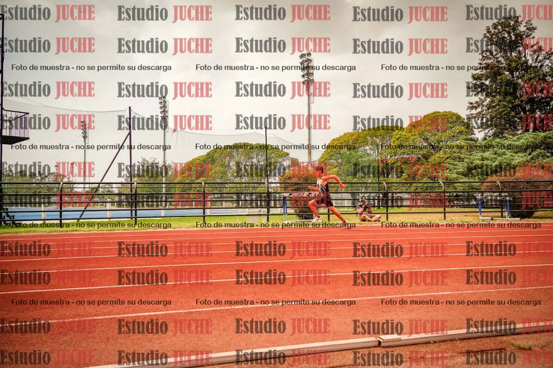 Fotos de los 200 m llanos de varones