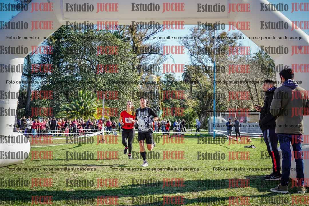 Fotos de la llegada del cross de 6000 m
