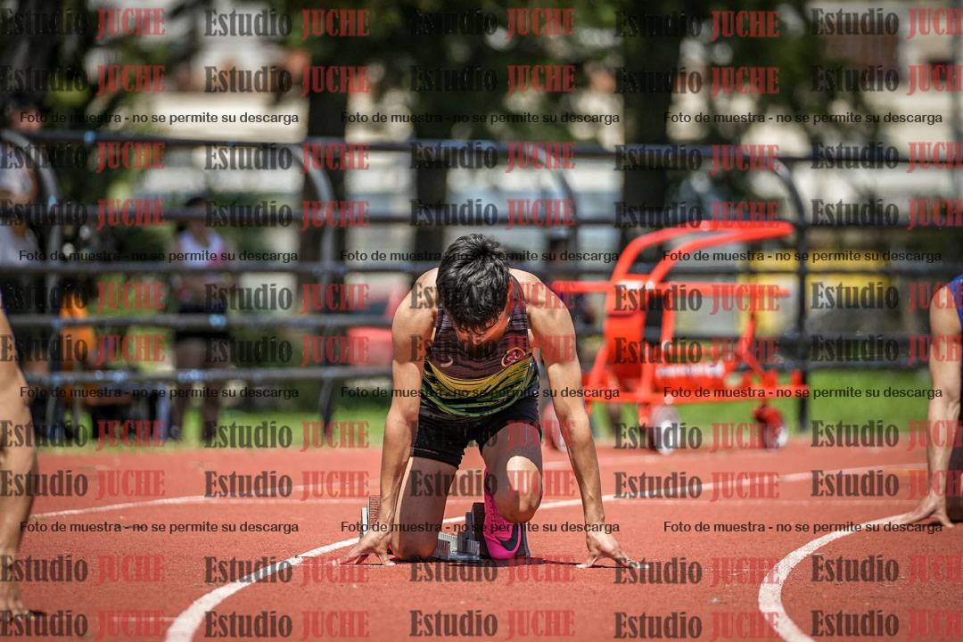 Fotos de los 200 m llanos de varones