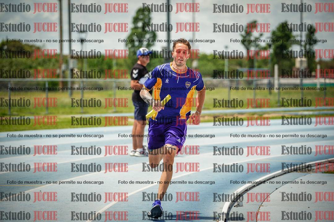 Fotos durante el transcurso de los relevos 20' para running teams - serie 2