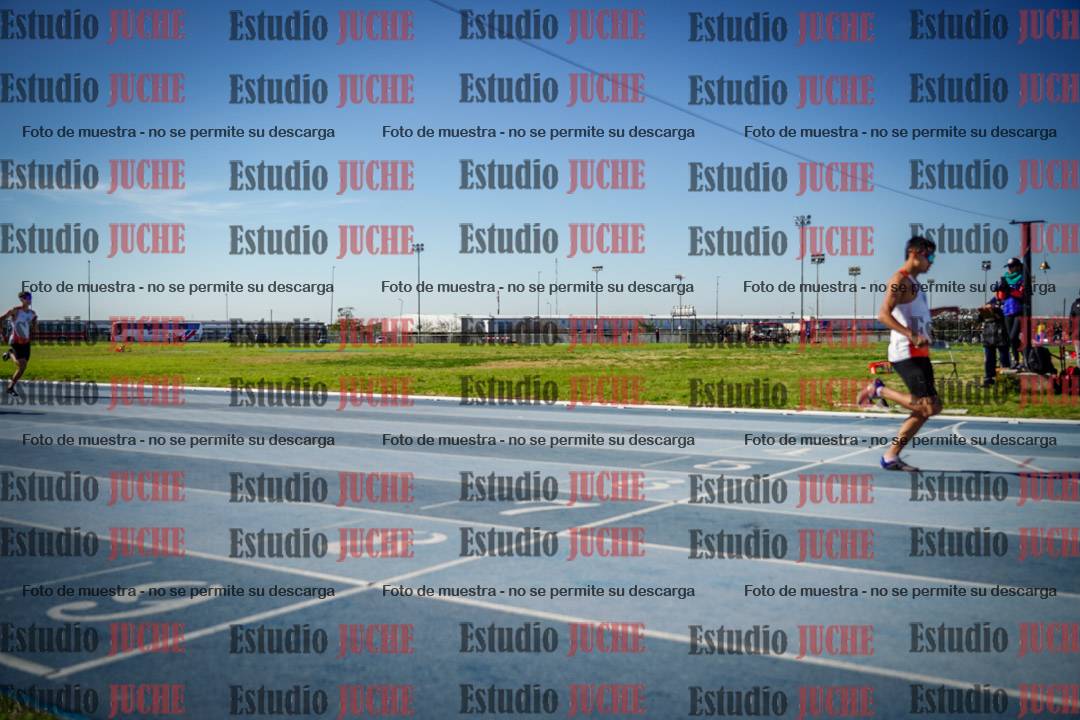 Fotos de los 400 m llanos de varones