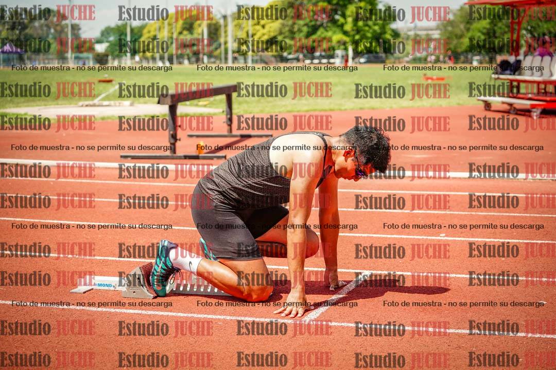 Fotos de los 400 m llanos de varones