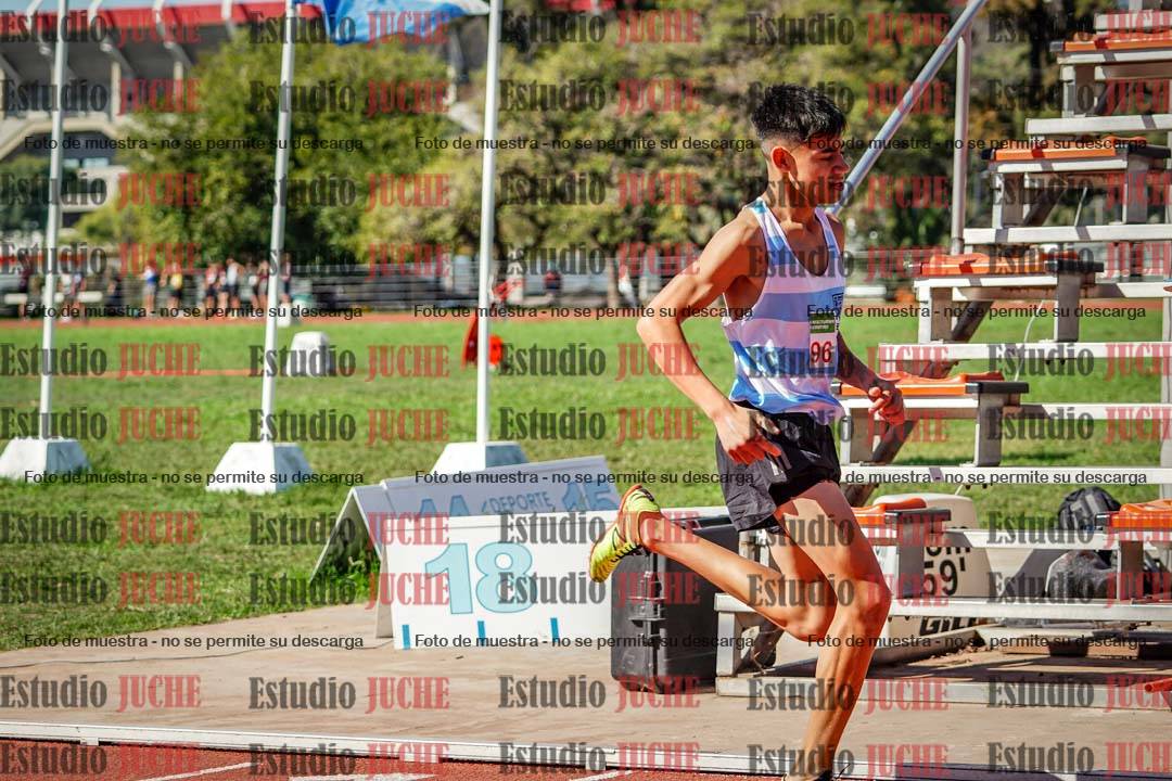 Fotos de los 600 m llanos de varones