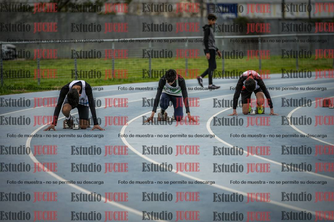 Fotos de los 150 m llanos de varones - U14