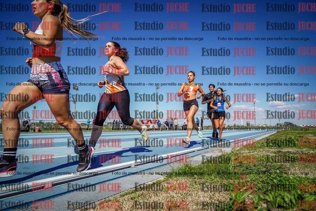 Fotos de los 5000 m llanos de mujeres y varones