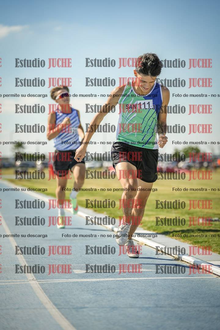 Fotos de los 600 m llanos de varones