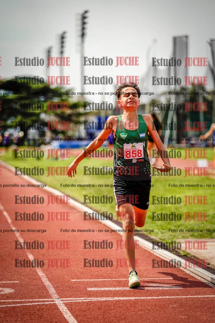 Fotos de los 600 m llanos de varones