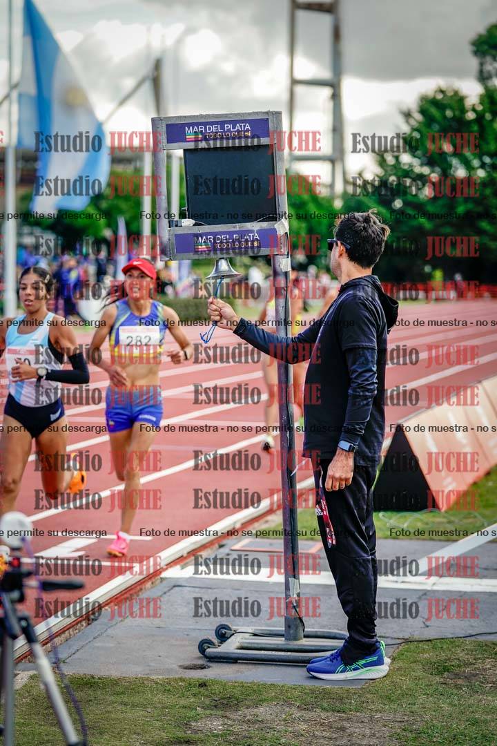 Fotos de algunos extras y podios del día 3