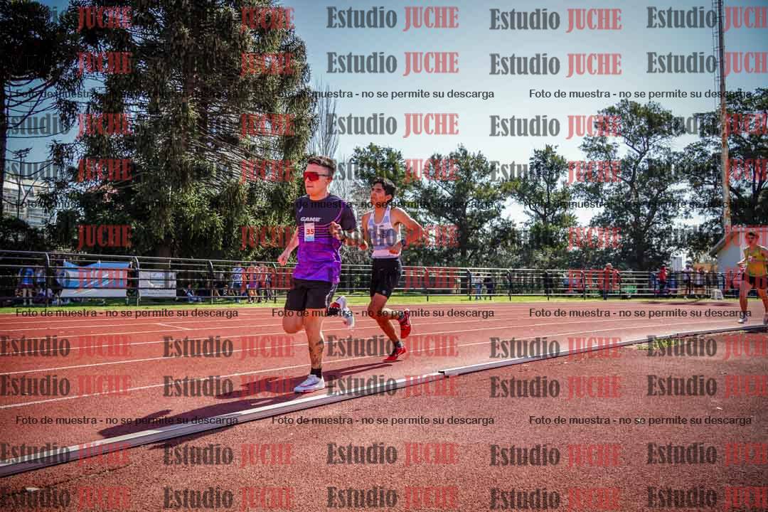Fotos de los 1500 m llanos de varones