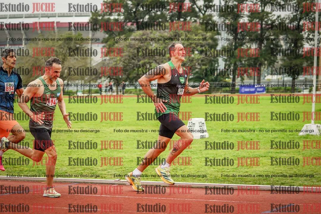 Fotos de los 800 m llanos de varones