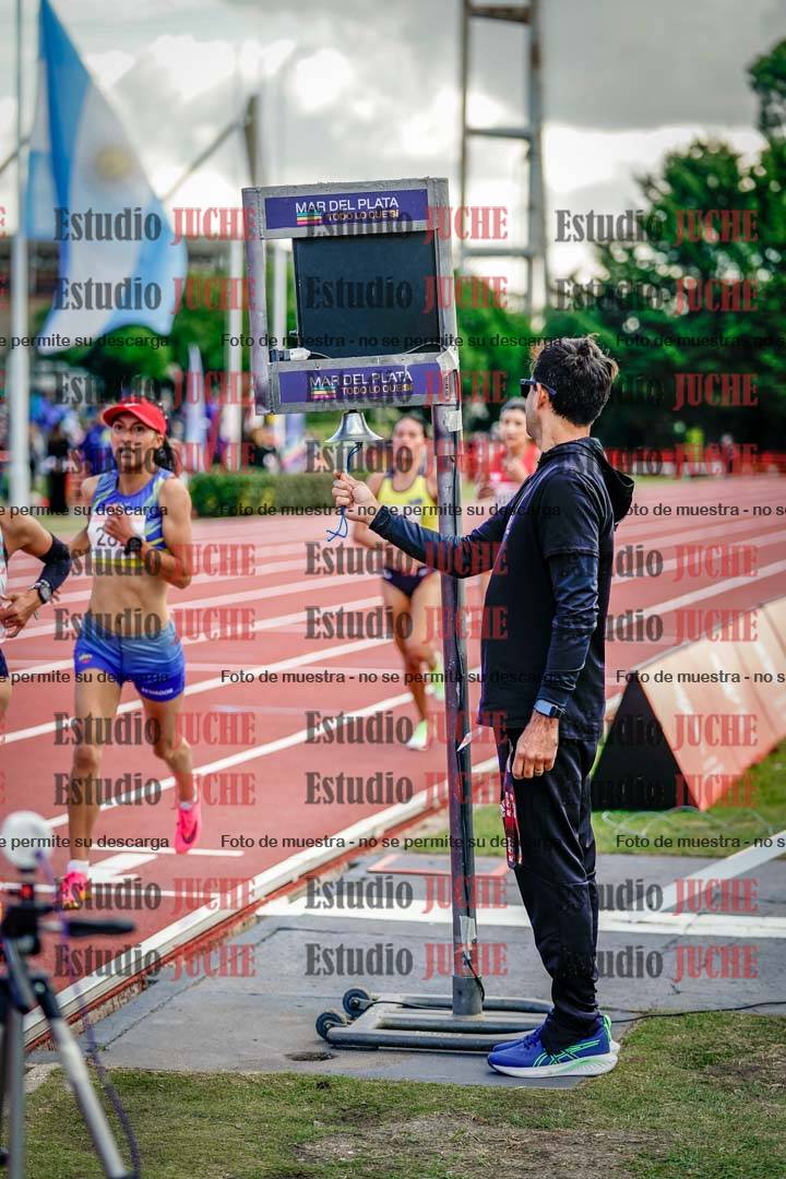 Fotos de algunos extras y podios del día 3