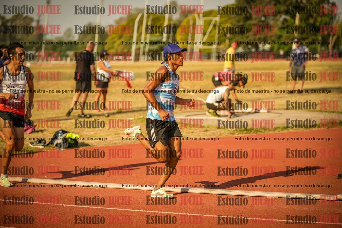 Fotos de los 1500 m llanos de varones