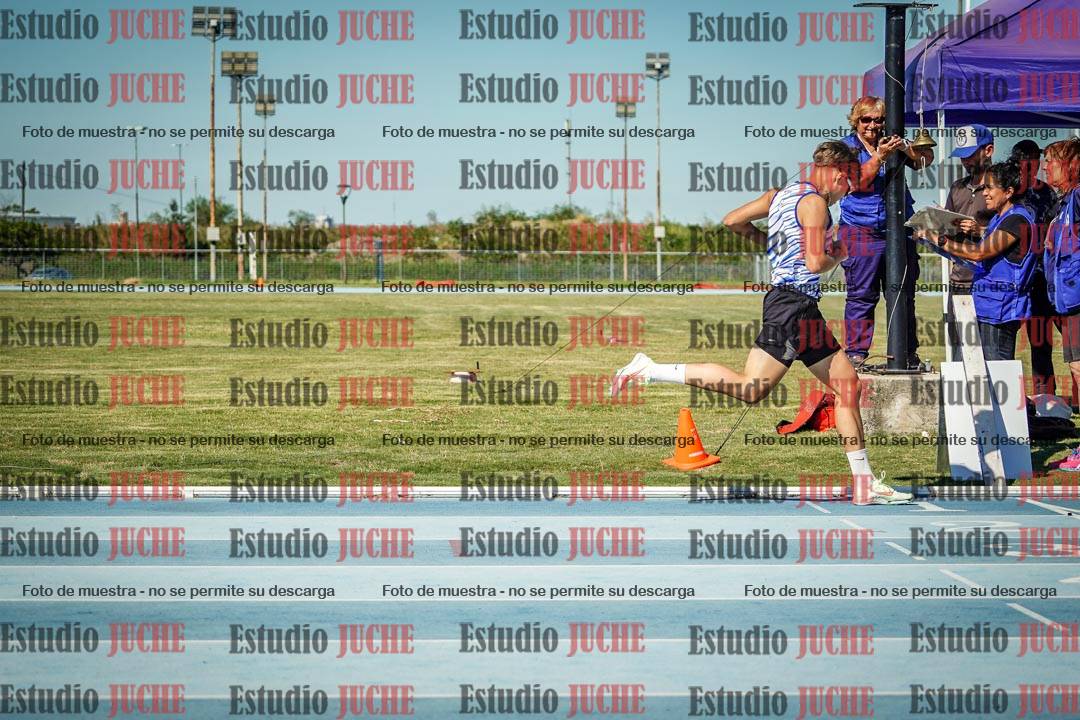 Fotos de los 600 m llanos de varones