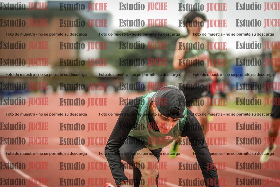 Fotos de los 400 m llanos de varones