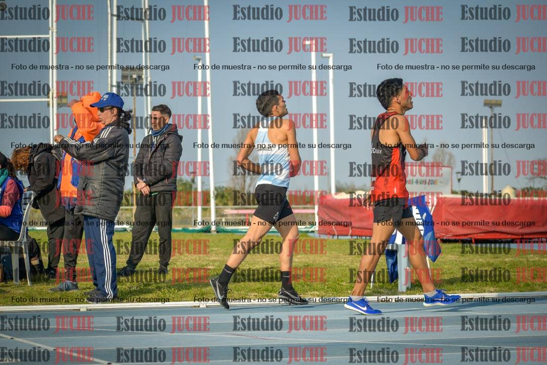 Fotos de los 3000 m llanos de varones