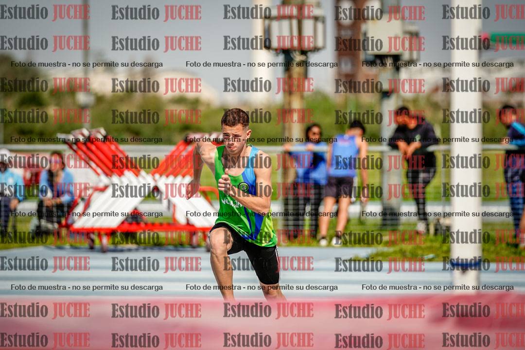 Fotos del salto en alto de varones