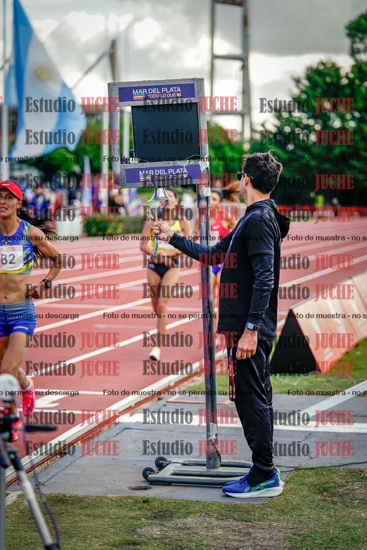 Fotos de algunos extras y podios del día 3