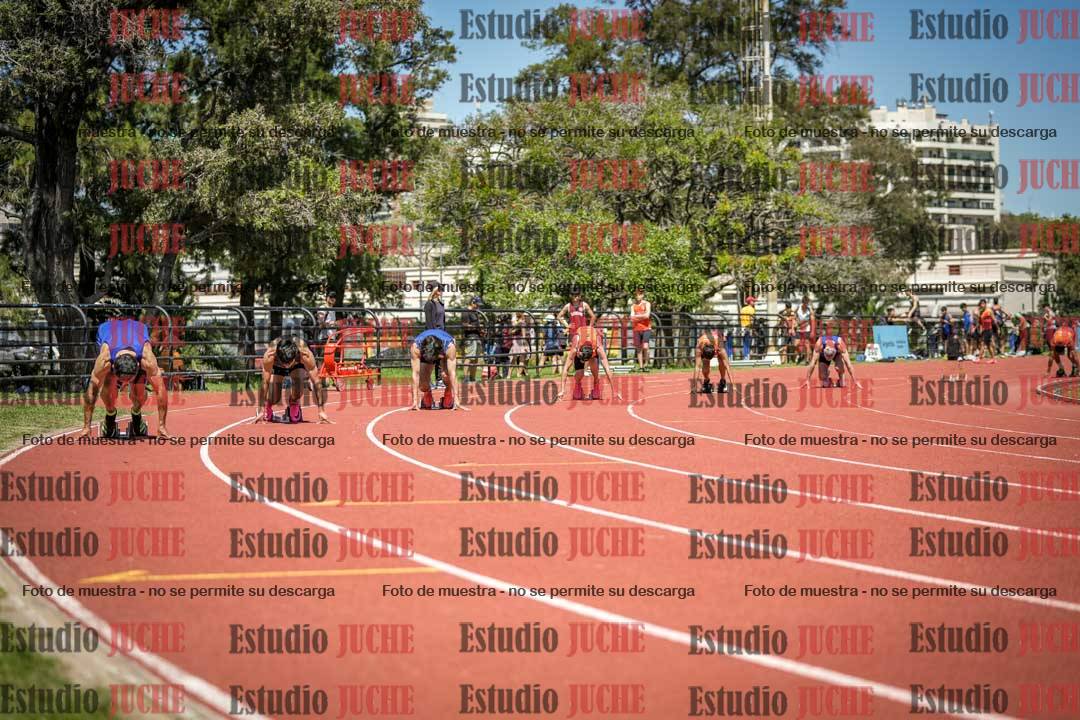 Fotos de los 200 m llanos de varones