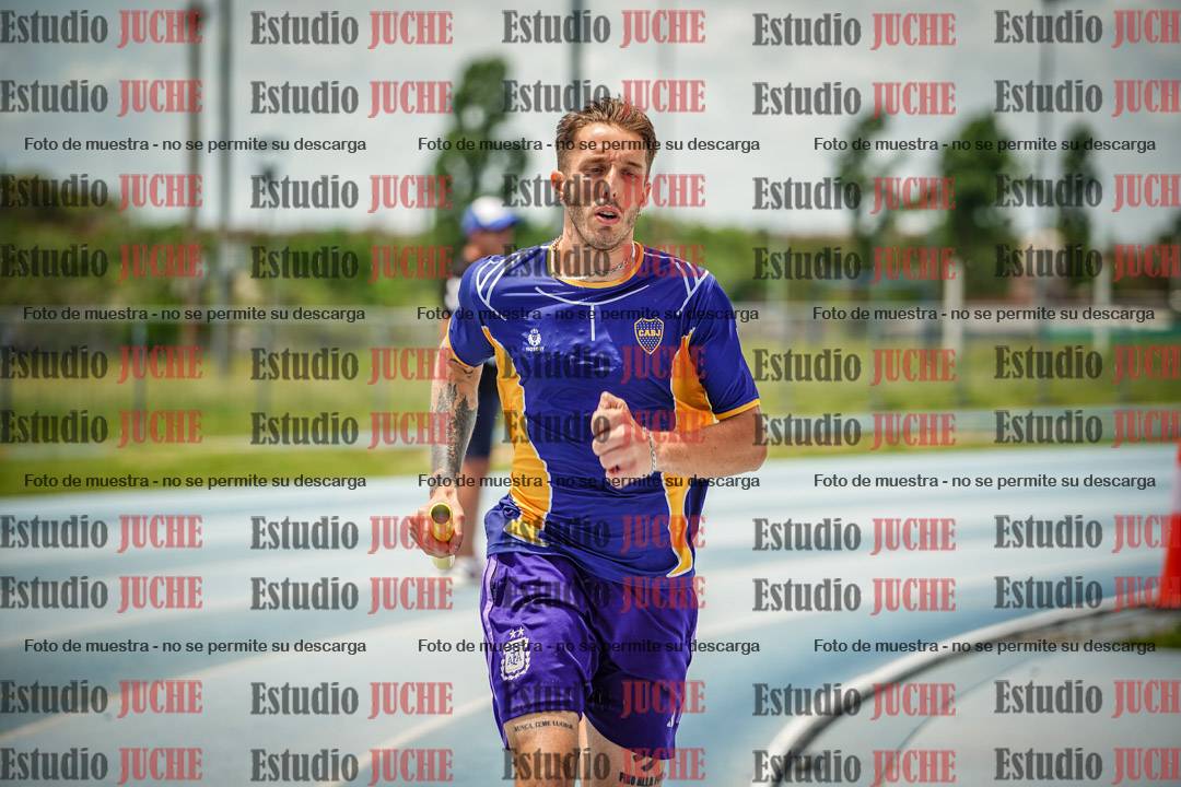 Fotos durante el transcurso de los relevos 20' para running teams - serie 2