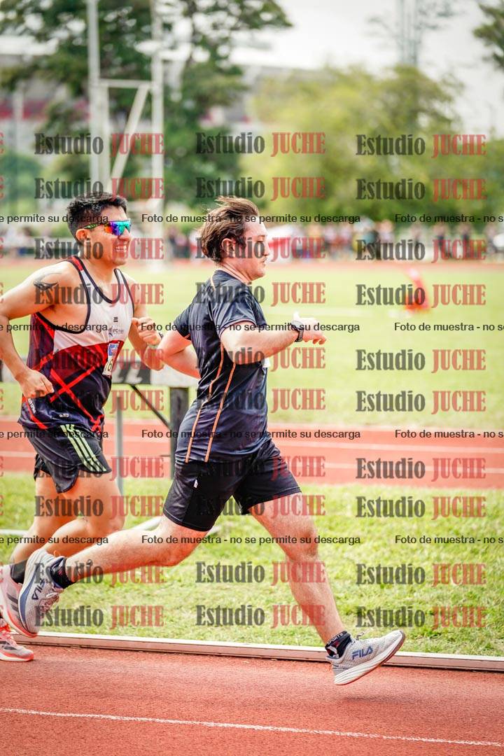 Fotos de los 3000 m llanos de varones