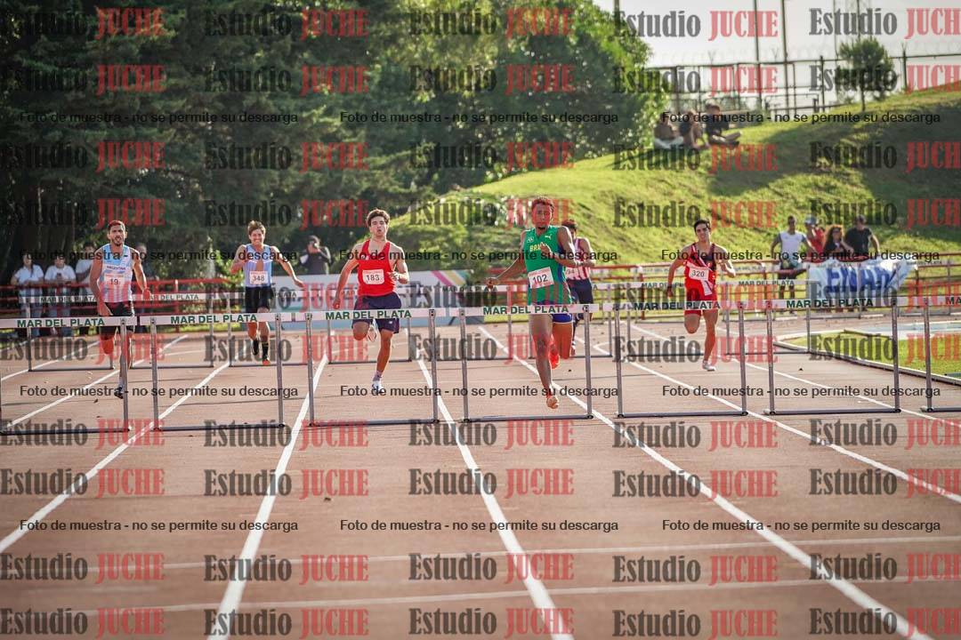 Fotos de los 400 m con vallas de varones