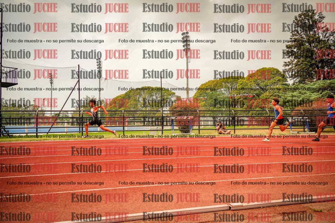 Fotos de los 200 m llanos de varones