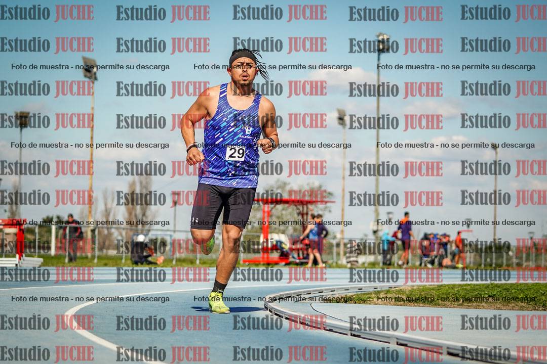 Fotos de los 5000 m llanos de mujeres y varones