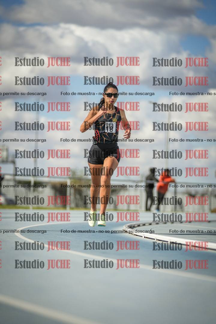 Fotos de los 5000 m llanos de mujeres