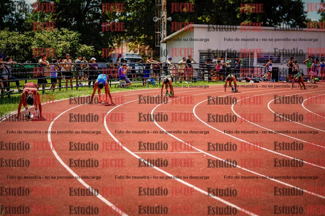 Fotos de los 400 m llanos de varones