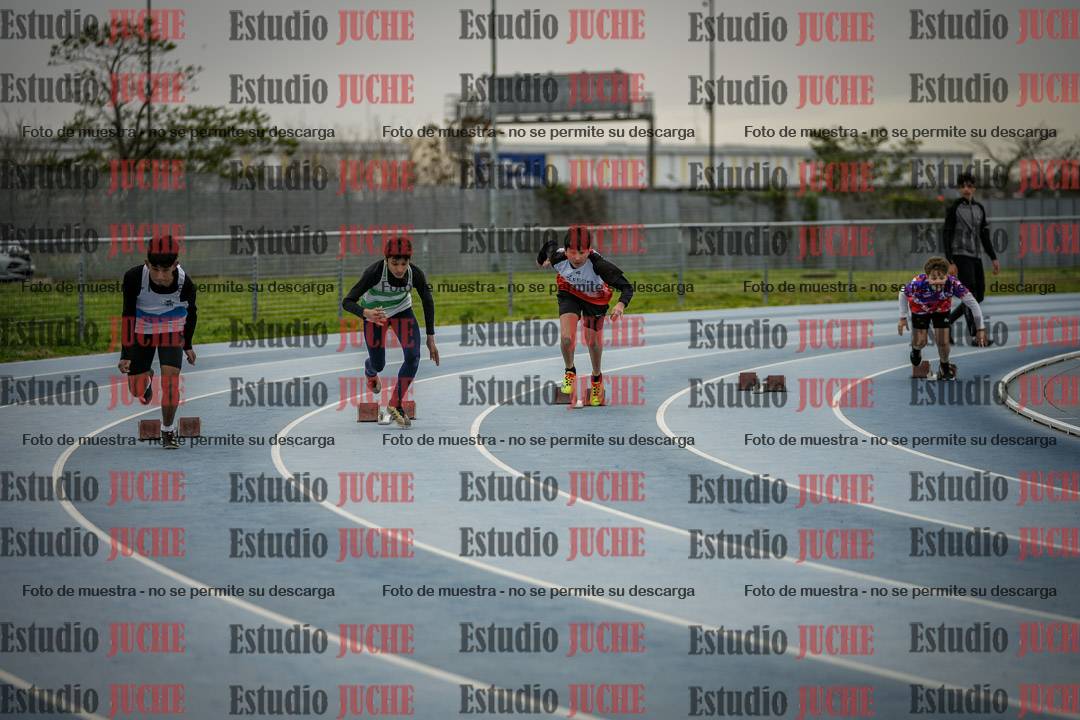 Fotos de los 150 m llanos de varones - U14