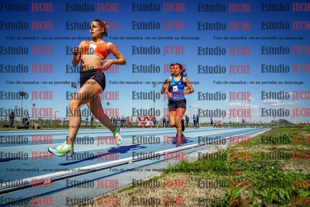 Fotos de los 5000 m llanos de mujeres y varones